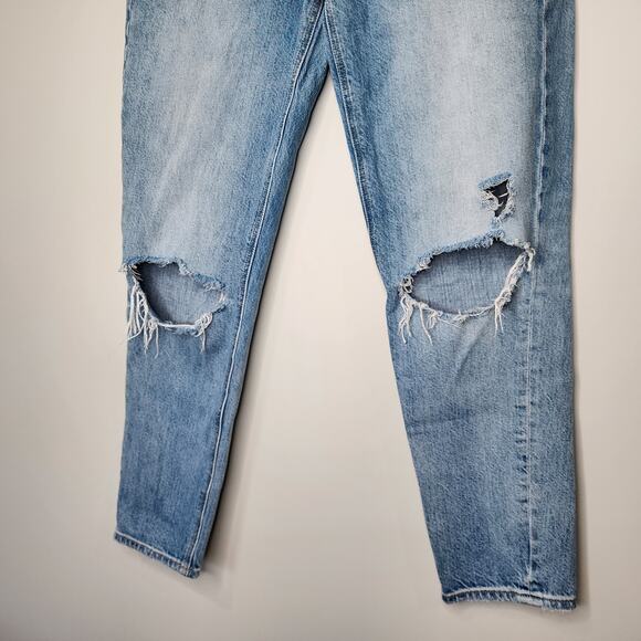 American Eagle Comfort Straight Waistband Mom Jean Distressed 2R - Picture 3 of 9